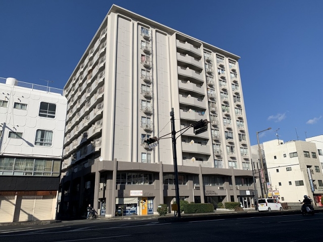 プレジデント松山4LDK