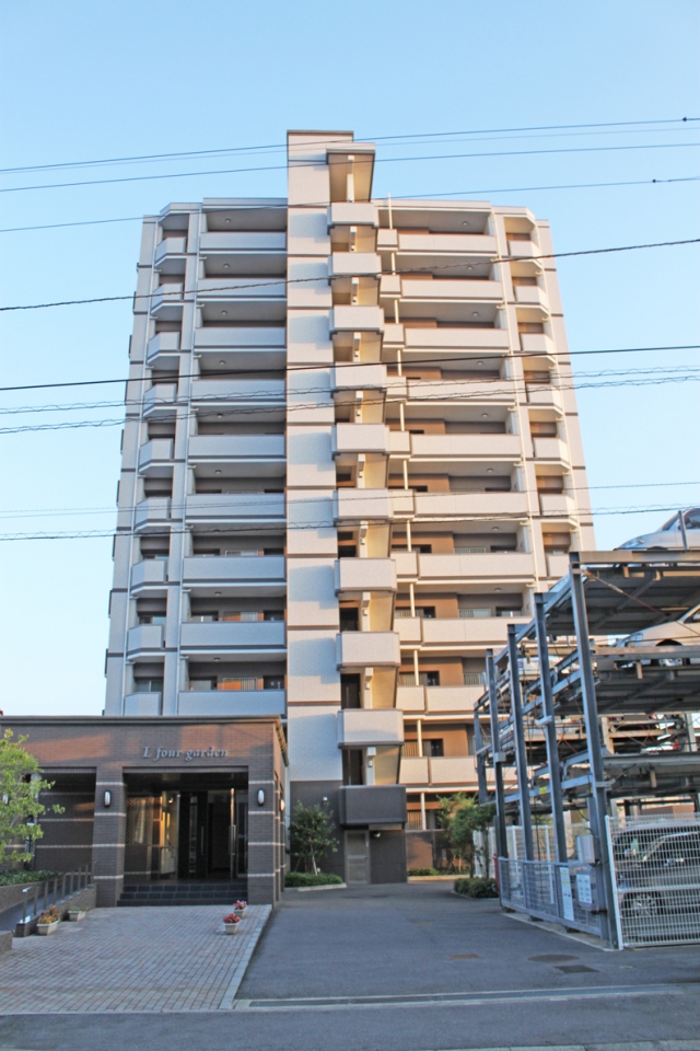 エルフォーガーデン西椿　3LDK