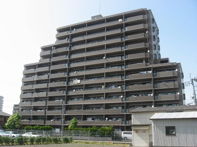 サーパス空港通　3LDK