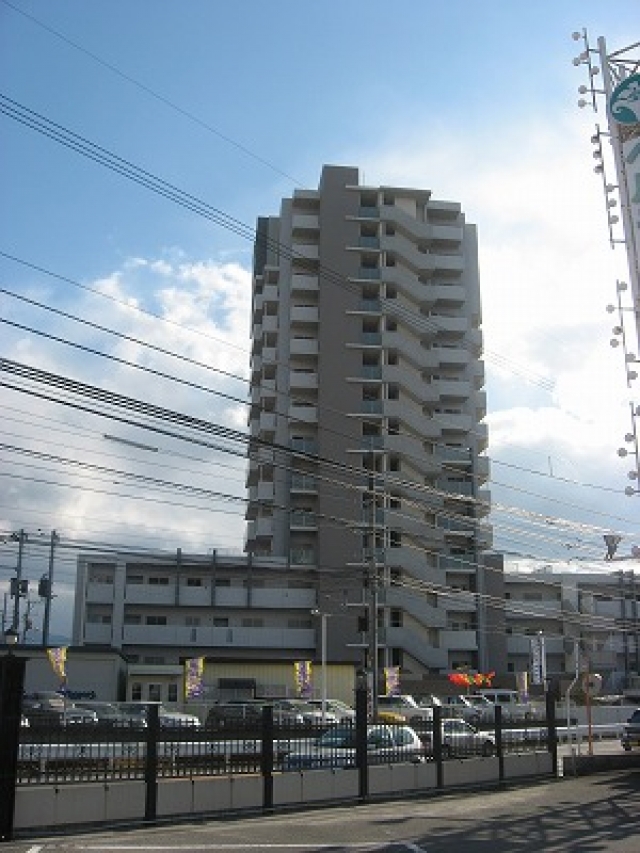 ジョイフルプラザ土居田　4LDK