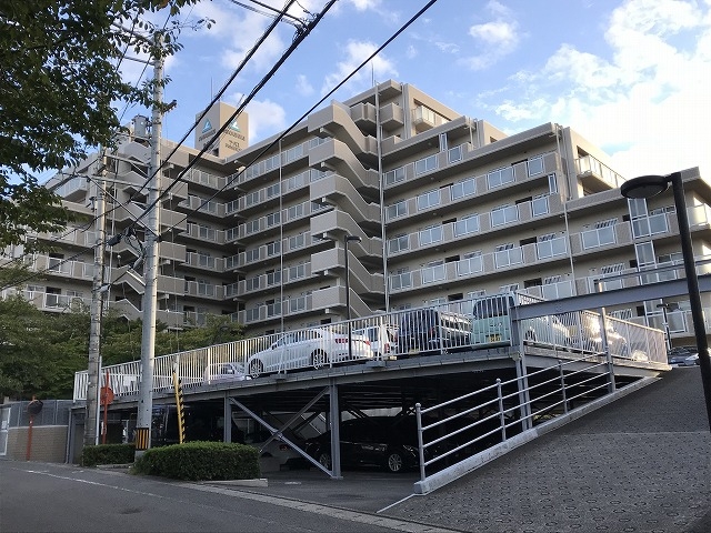 サーパス衣山壱番館4LDK